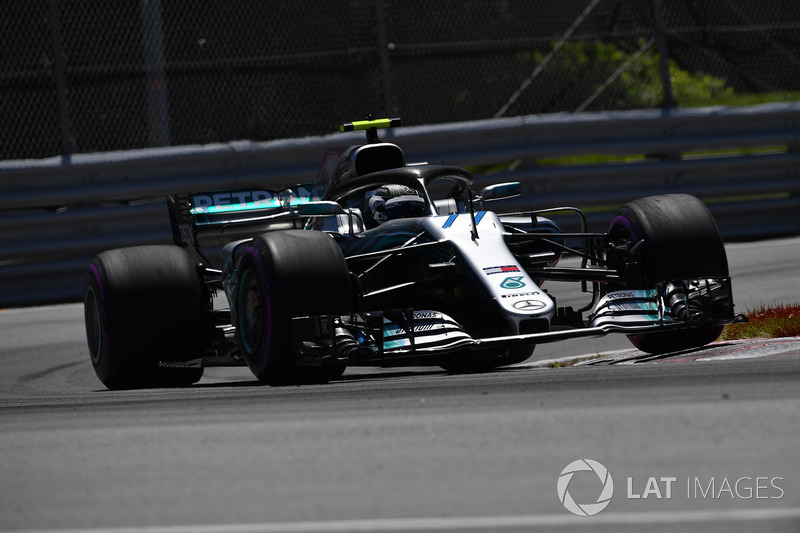 2: Valtteri Bottas, Mercedes-AMG F1 W09, 1'10.857