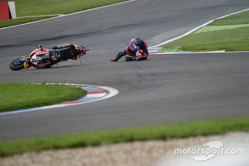 Unfall: Stefan Bradl, Honda World Superbike Team