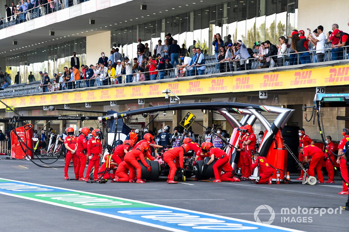 Charles Leclerc, Ferrari SF21, in the pits