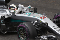 Sieger Lewis Hamilton, Mercedes AMG F1 W07 Hybrid