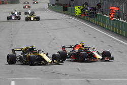 Карлос Сайнс-мол., Renault Sport F1 Team R.S. 18, Макс Ферстаппен, Red Bull Racing RB14