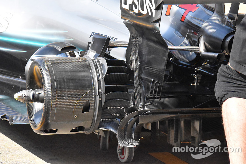 Задні Гальма Mercedes AMG F1 W09