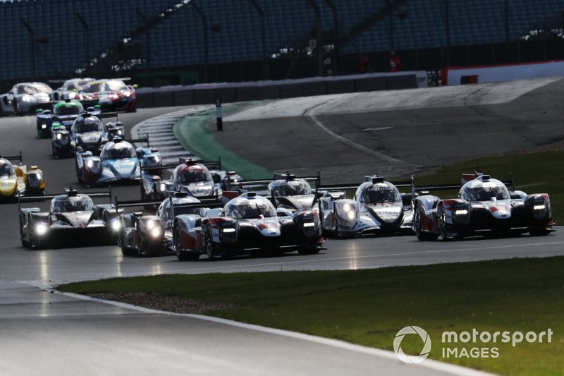 Le départ des 4H de Silverstone