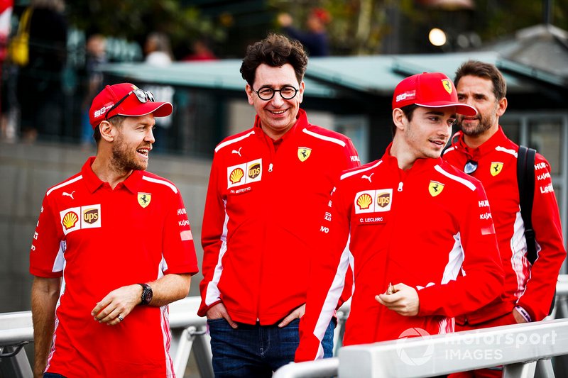Sebastian Vettel, Mattia Binotto és Charles Leclerc