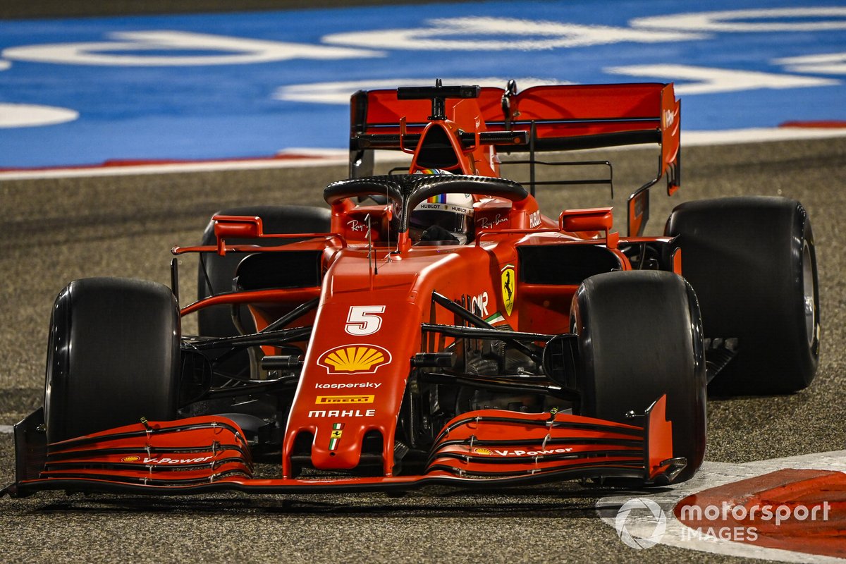 P11 Sebastian Vettel, Ferrari SF1000