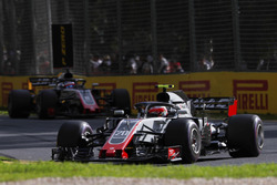Kevin Magnussen, Haas F1 Team VF-18 Ferrari, Romain Grosjean, Haas F1 Team VF-18 Ferrari