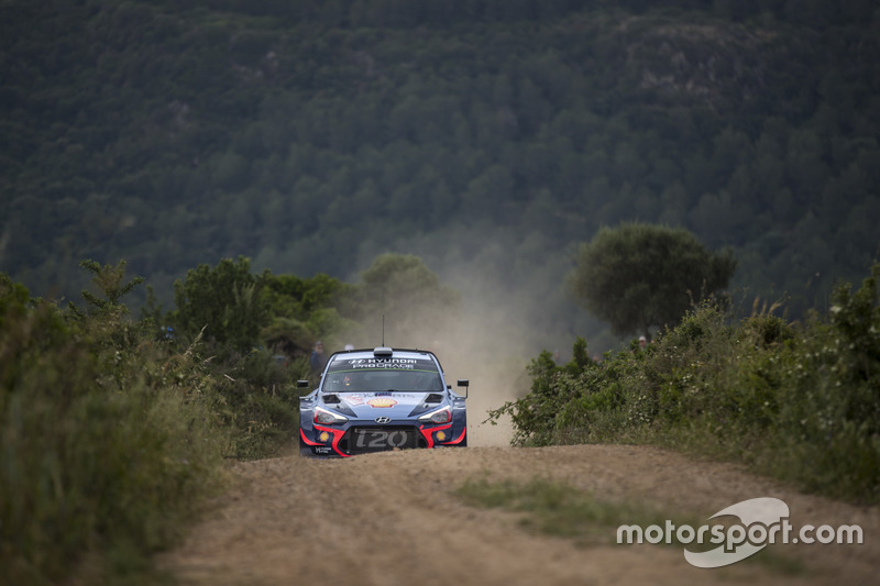Thierry Neuville, Nicolas Gilsoul, Hyundai Motorsport Hyundai i20 Coupe WRC