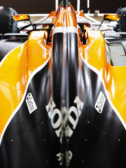 Стоффель Вандорн, McLaren, деталь капота