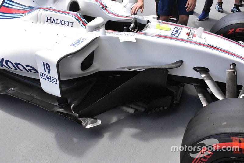 Williams FW40 kenar detay
