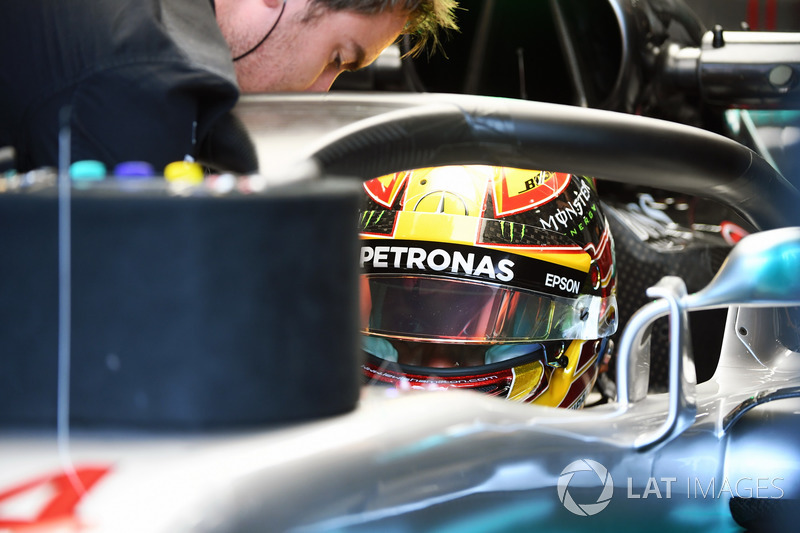 Lewis Hamilton, Mercedes-Benz F1 W08 with halo