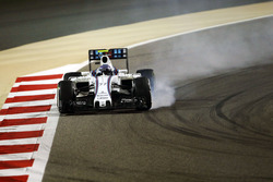 Valtteri Bottas, Williams FW38, spät auf der Bremse