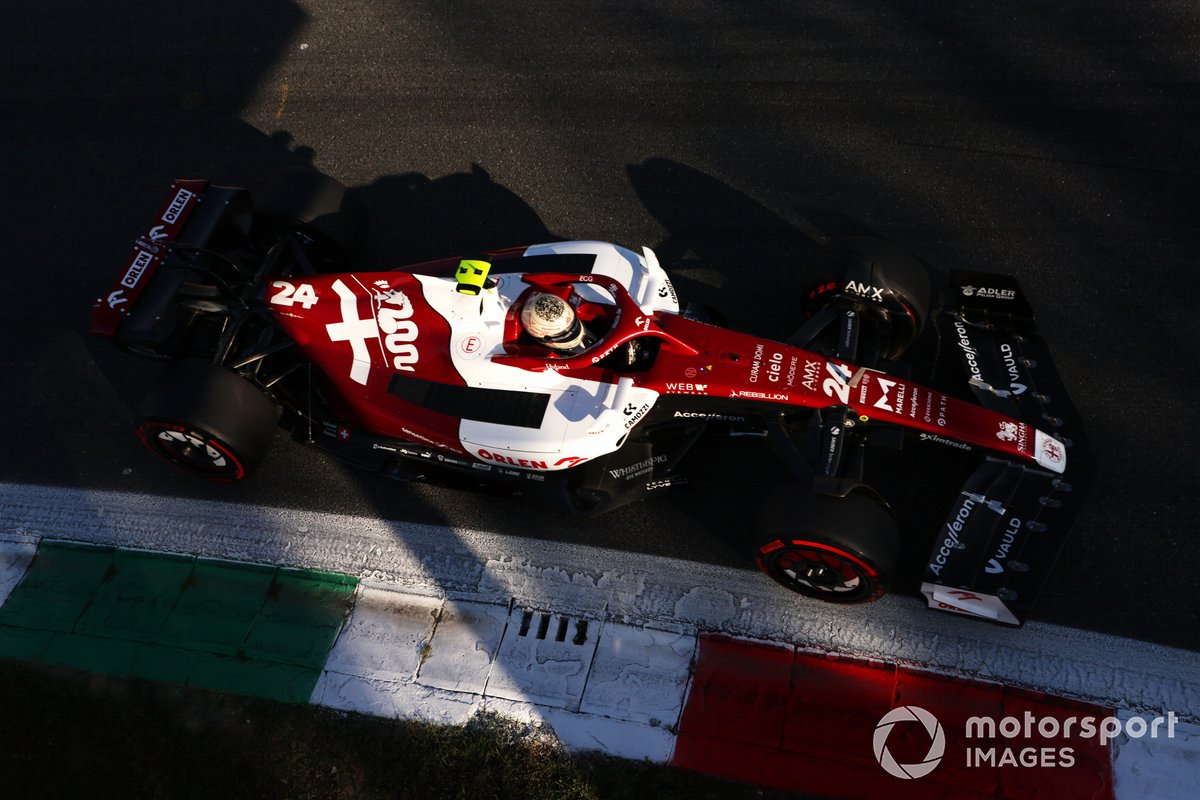 Zhou Guanyu, Alfa Romeo C42