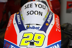 Andrea Iannone, Ducati Team, bike