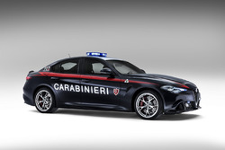 Alfo Romeo Giulia Quadrifoglio Carabinieri
