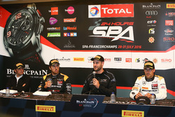 Persconferentie: Polesitter #58 Garage 59, McLaren 650 S GT3: Shane Van Gisbergen; #56 Black Falcon,