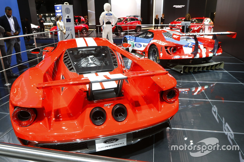 Ford GT
