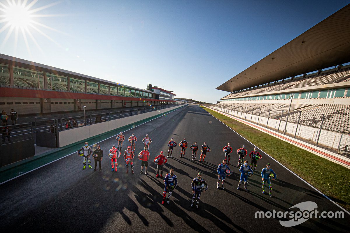 Foto grup pembalap MotoGP pada tes Portimao 2020