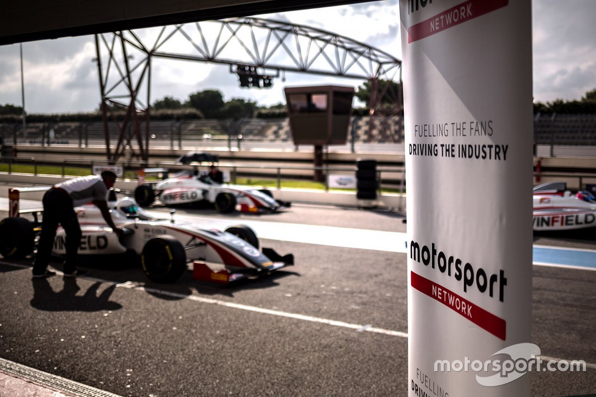 FIA Girls on Track Rising Stars met Motorsport Network banner