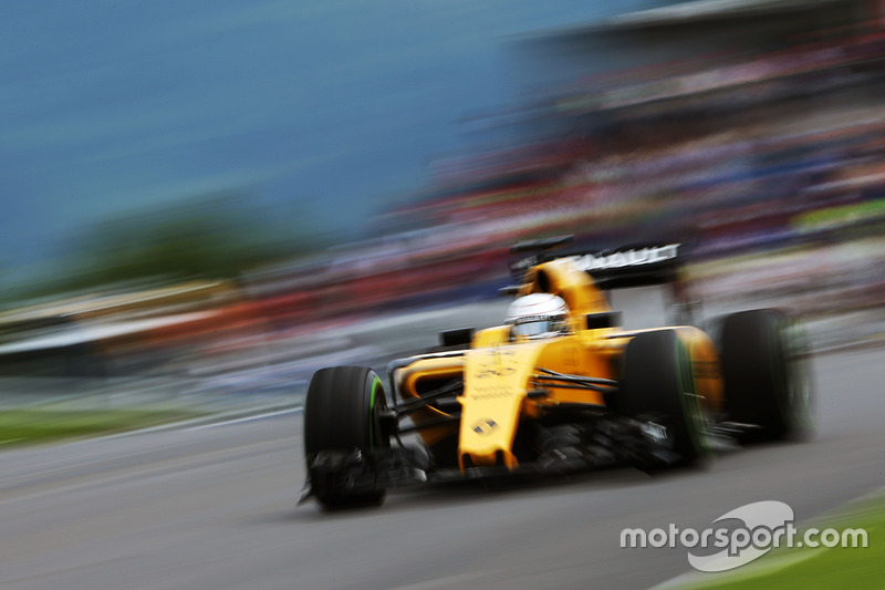 17. Kevin Magnussen, Renault Sport F1 Team RS16