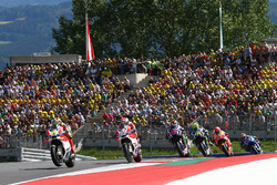 Andrea Iannone, Ducati Team; Andrea Dovizioso, Ducati Team
