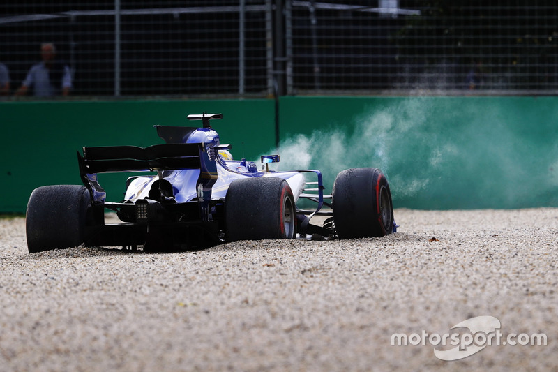 Маркус Ерікссон, Sauber C36, у гравійній пастці