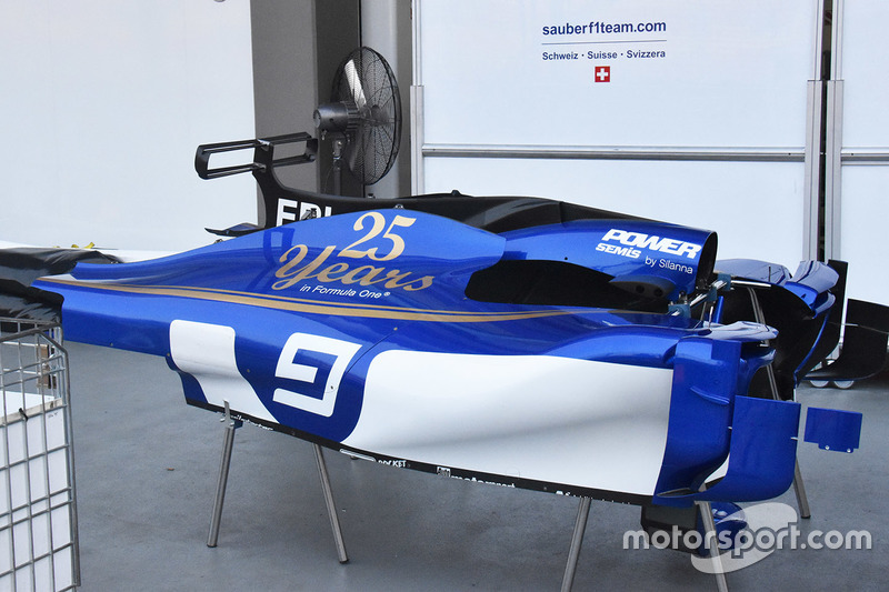 Sauber C36 bodywork