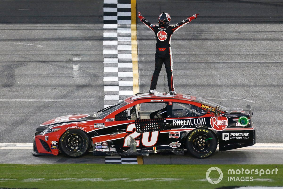 Juara Christopher Bell, Joe Gibbs Racing, Toyota Camry