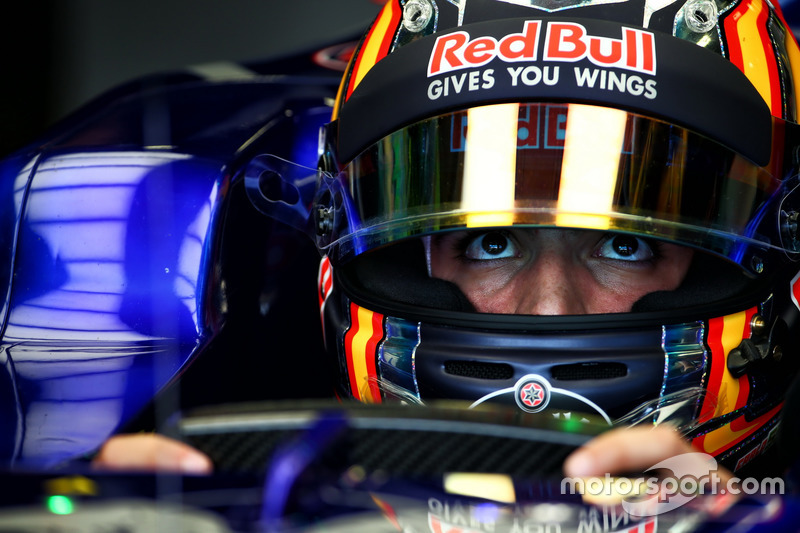 Carlos Sainz Jr., Scuderia Toro Rosso STR12