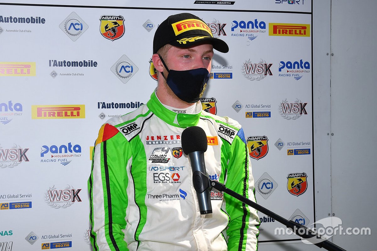 Pembalap Rumania, Filip Ugran, akan melengkapi komposisi skuad Jenzer Motorsport untuk F3 2021.