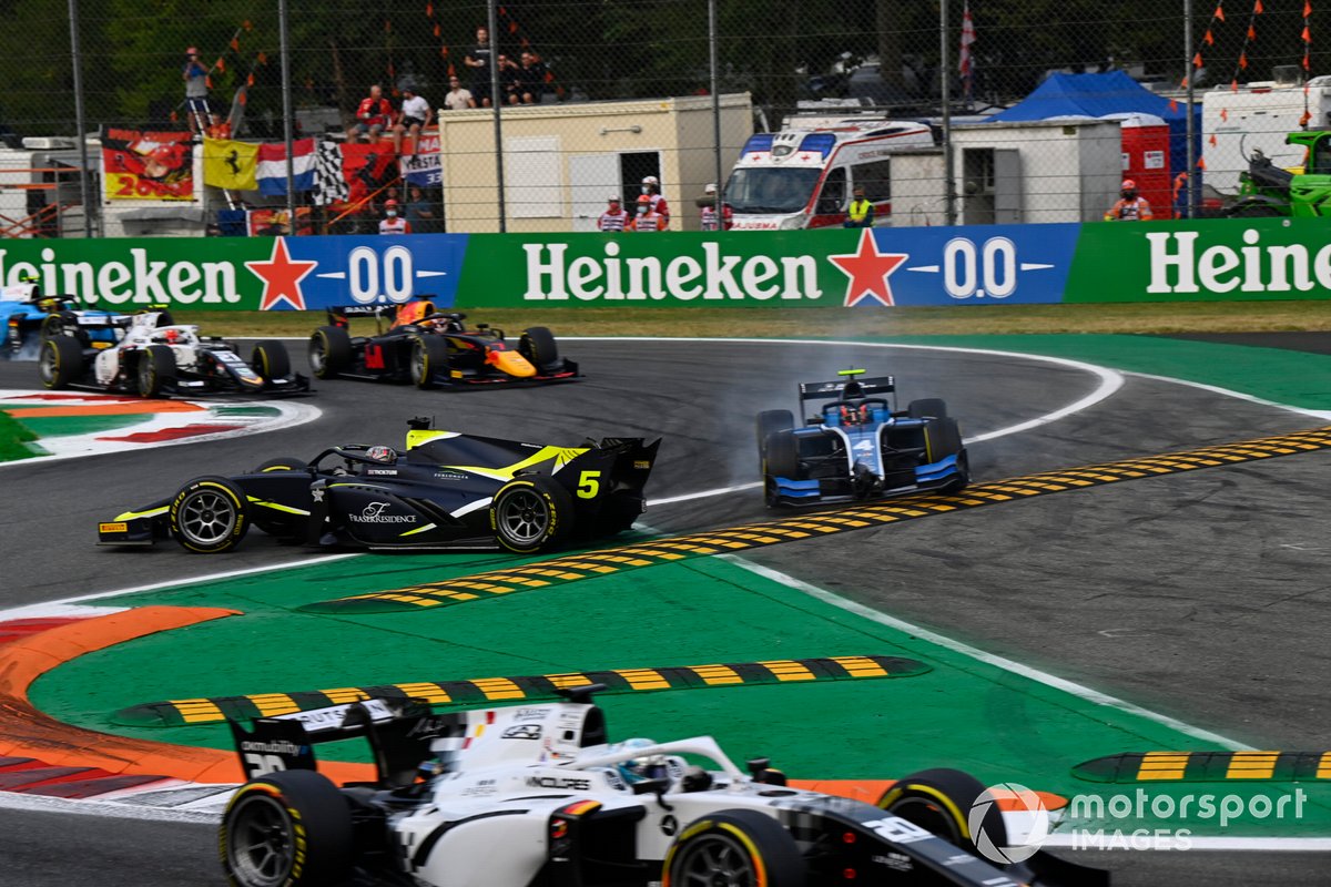 Dan Ticktum, Carlin, melintir