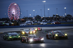 #55 Mazda Motorsports Mazda DPi: Jonathan Bomarito, Tristan Nunez, Spencer Pigot