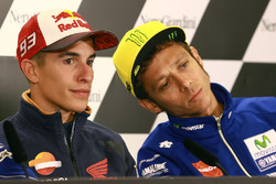 Marc Marquez, Repsol Honda Team; Valentino Rossi, Yamaha Factory Racing