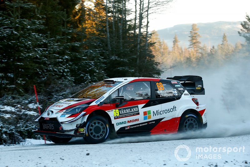 Pereli Toyota Gazoo Racing, Kalle Rovanpera, dan navigatornya, Jonne Halttunen, saat tampil dalam Reli Swedia 2020, di mana mereka sukses finis ketiga.