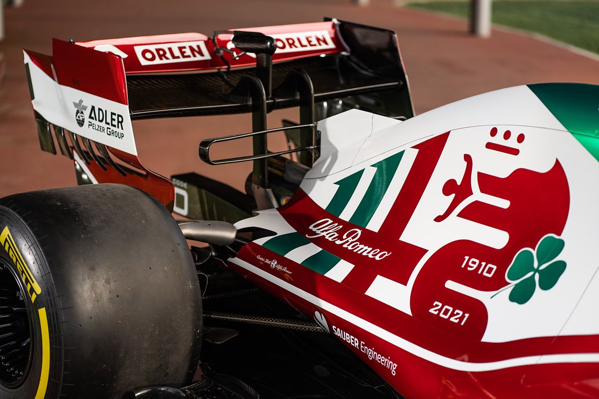 Decoración modificada del Alfa Romeo C41 en Monza