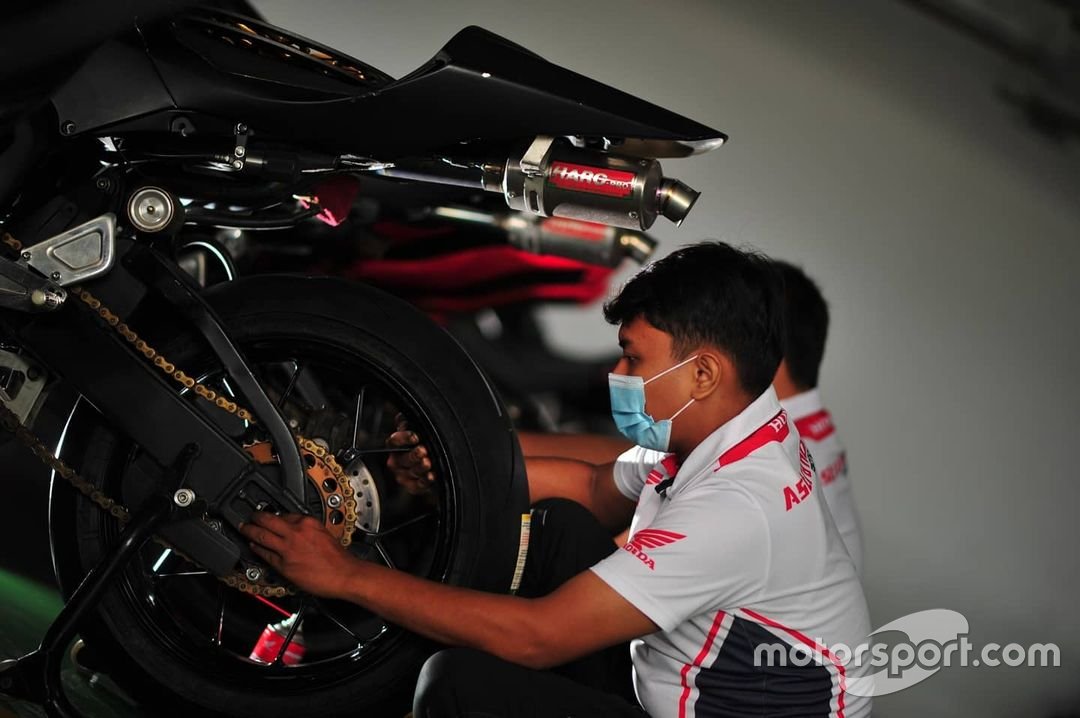 Mechanics, Astra Honda Racing Team