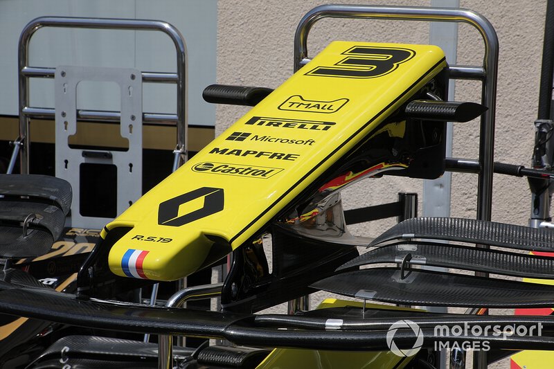 Renault R.S. 19: il muso tradizionale senza mantello
