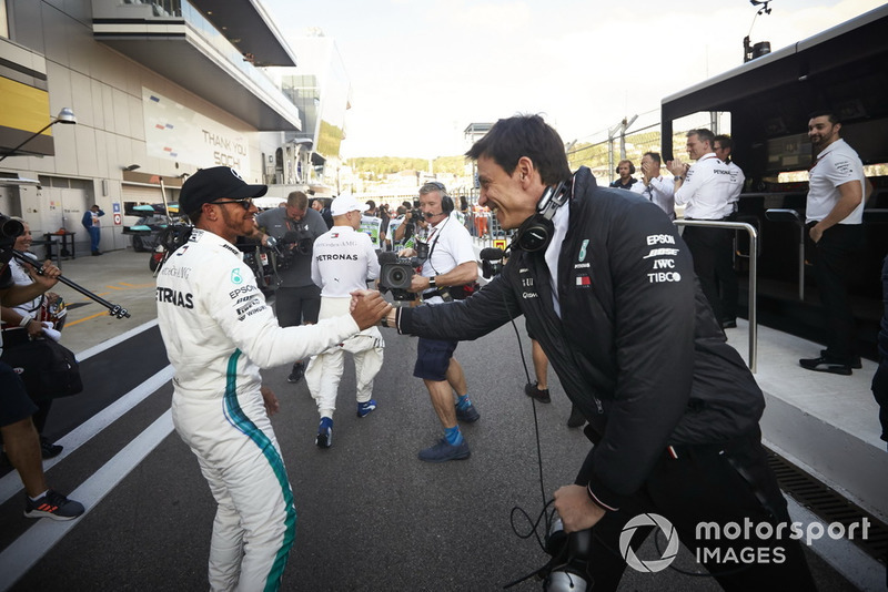 Lewis Hamilton, Mercedes AMG F1, with Toto Wolff, Mercedes AMG F1 Director of Motorsport