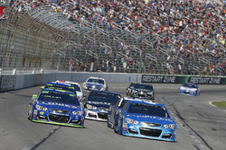 Jimmie Johnson, Hendrick Motorsports Chevrolet, Kyle Larson, Chip Ganassi Racing Chevrolet