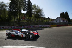 #7 Toyota Gazoo Racing Toyota TS050: Mike Conway, Jose Maria Lopez, Kamui Kobayashi