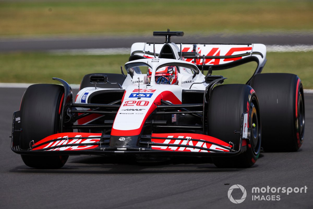 Kevin Magnussen, Haas VF-22