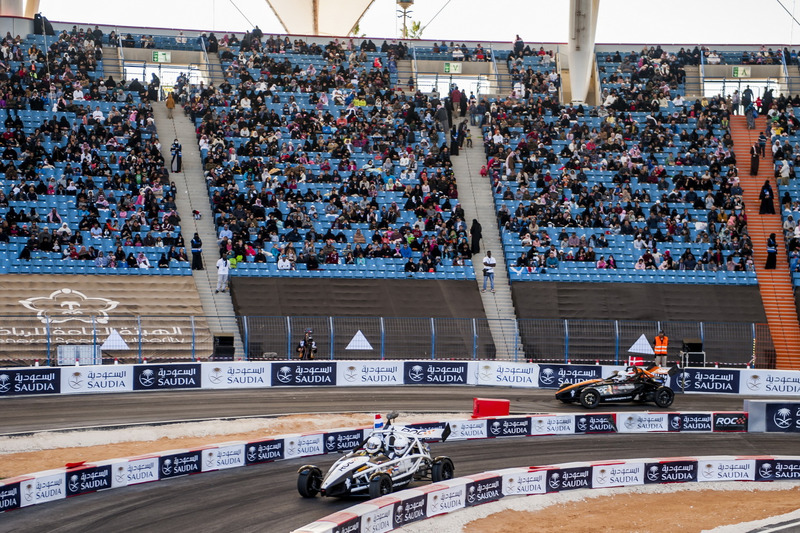 Rudy Van Buren e Tom Kristensen alla guida dell'Ariel Atom Cup