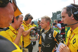 Kevin Magnussen, Renault Sport F1 Team op de grid
