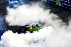 Siegerdoughnuts von Lucas di Grassi, ABT Schaeffler Audi Sport