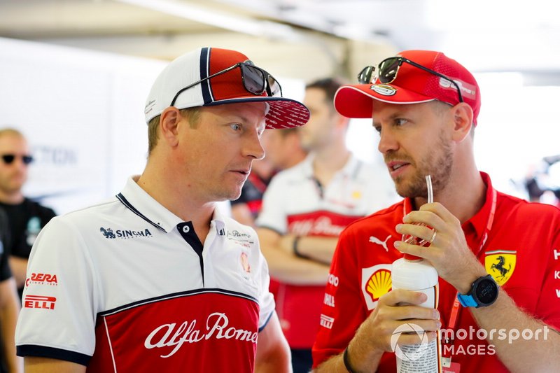 Kimi Raikkonen, Alfa Romeo Racing y Sebastian Vettel, Ferrari