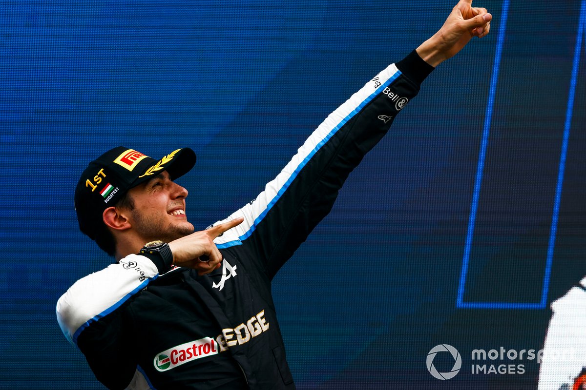 Esteban Ocon, Alpine F1, celebra su victoria en Hungría.