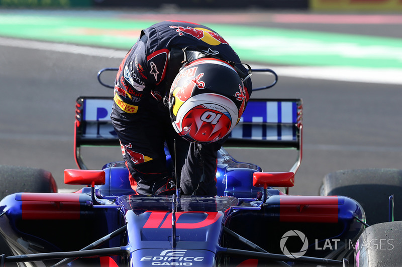 Pierre Gasly, Scuderia Toro Rosso STR12 en la FP3