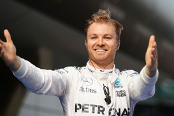 Winnaar Nico Rosberg, Mercedes AMG F1 Team in parc ferme