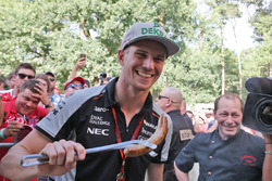 Nico Hulkenberg, Sahara Force India F1 al campeggio del circuito