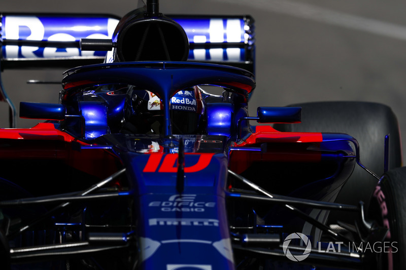 <img src="https://cdn-1.motorsport.com/static/custom/car-thumbs/F1_2018/TESTS/tororosso.png" alt="" width="250" /> Toro Rosso