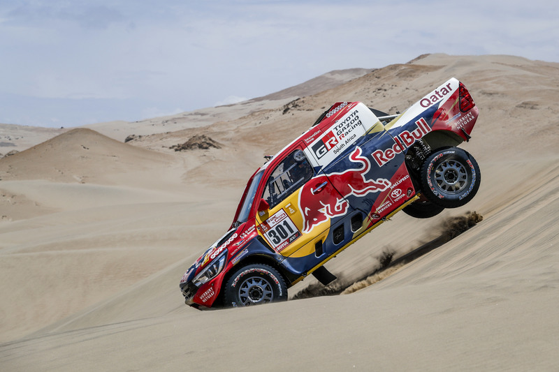 #301 Toyota Gazoo Racing Toyota Hilux: Нассре Аль-Аттія, Маттьйо Бомель